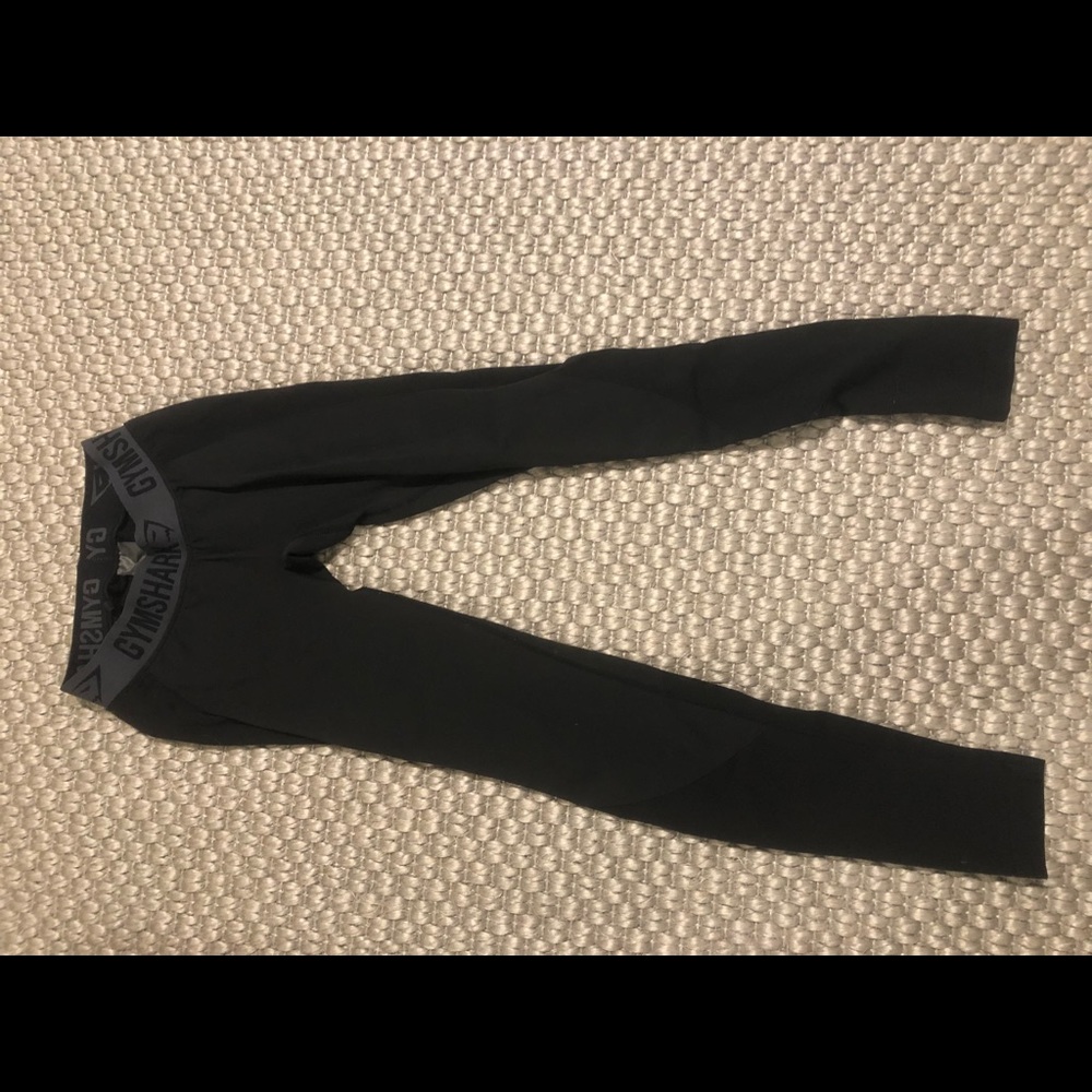 Gently worn gymshark leggings in black